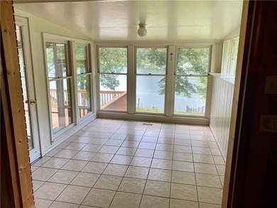 Enjoy the best of lake life in this charming 3-bedroom, 2-bath - photo 29