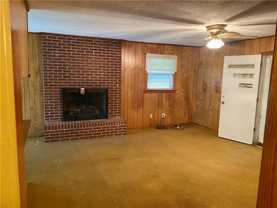 Enjoy the best of lake life in this charming 3-bedroom, 2-bath - photo 30