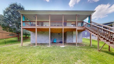 Waterfront living at an accessible price in this nearly new home - photo 31