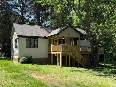 Lake Home For Sale in Louisa, Virginia