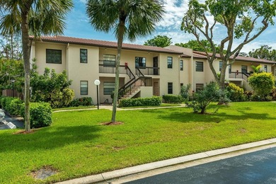 GREAT LOCATION AND ONE OF THE BEST OVER 55 COMMUNITIES. GREAT - photo 1