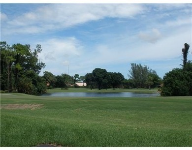 GREAT LOCATION AND ONE OF THE BEST OVER 55 COMMUNITIES. GREAT - photo 3