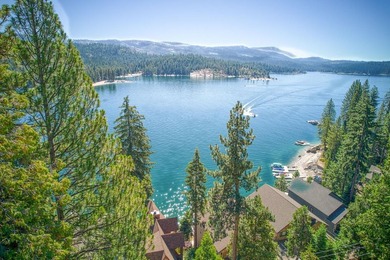 Lake view and boat slip! Don't miss out on this amazing rare - photo 13