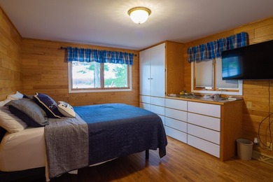 Highly sought-after Tomahawk Lake property featuring a 4BR, 2BA - photo 14