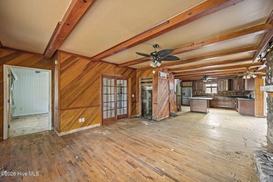 This 3-bedroom, 2-bath home is ready for new owners to breathe - photo 4