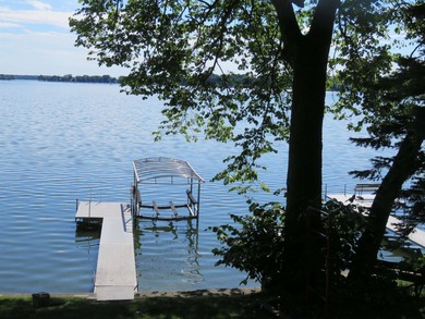 Just listed. Raised Ranch with 50 feet of prime shoreline along - photo 19