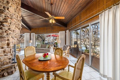 Stunning split-level, fully-furnished and deep-watered - photo 26