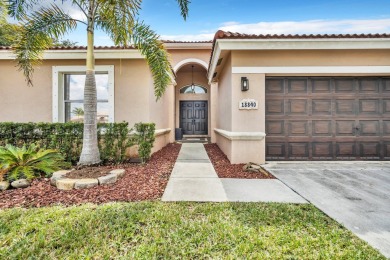 Lake Home For Sale in Pembroke Pines, Florida