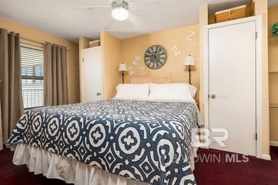 RARE. TOP FLOOR. ONE OF A KIND. THE OPPORTUNITY EVERY INVESTOR - photo 33