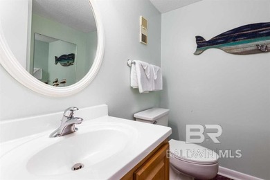RARE. TOP FLOOR. ONE OF A KIND. THE OPPORTUNITY EVERY INVESTOR - photo 34