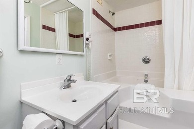 RARE. TOP FLOOR. ONE OF A KIND. THE OPPORTUNITY EVERY INVESTOR - photo 38
