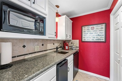 Stunning split-level, fully-furnished and deep-watered - photo 40
