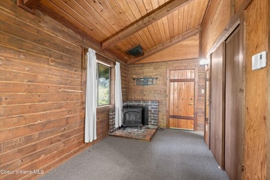 Nestled along the scenic Spokane River in Coeur d'Alene, this - photo 8