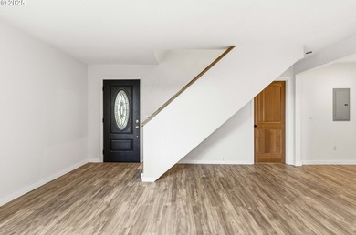 BACK ON MARKET WITH IMPROVEMENTS! Beautifully updated 3 bed 2 - photo 15
