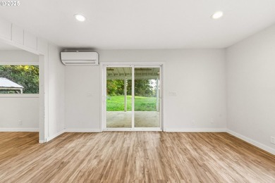 BACK ON MARKET WITH IMPROVEMENTS! Beautifully updated 3 bed 2 - photo 19