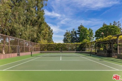 Located on one of the most desirable streets in all of Los - photo 13