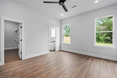 Welcome to East Village! This thoughtfully designed 3-bedroom, 2 - photo 13