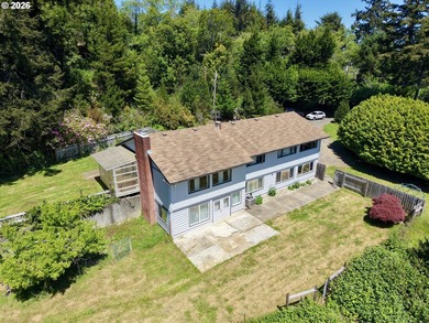 Welcome to this beautifully maintained 4-bedroom, 3-bathroom - photo 25