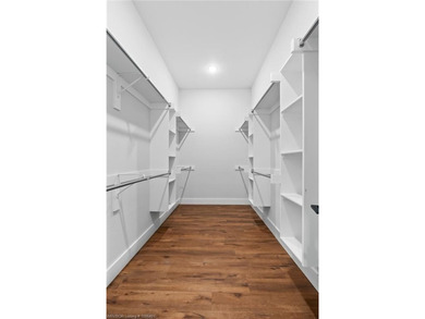 Welcome to East Village! This thoughtfully designed 3-bedroom, 2 - photo 26