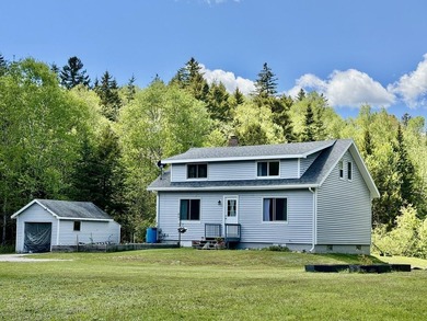 Nestled on over 10 acres of land, this well maintained property - photo 3