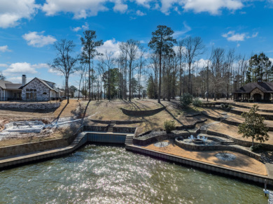 Waterfront Homesite in Prestigious Neighborhood on Lake Palestine - photo 3