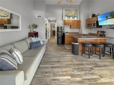 Welcome to the perfect little getaway at Lake of the Ozarks! - photo 11