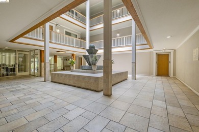 Chic top floor condo in the desirable Crescent Villa - photo 18
