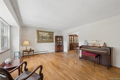 HALESITE COLONIAL Tucked away on a beautifully private - photo 25