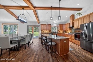 Perfectly positioned along the prestigious Highlands Golf Course - photo 6