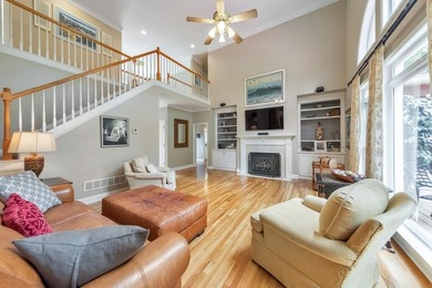 Welcome to exceptional golf course living in sought-after - photo 2