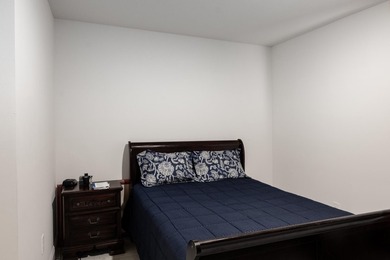 Beautiful Spacious 4 bedroom, 3 full baths, 3 Car Garage home - photo 6