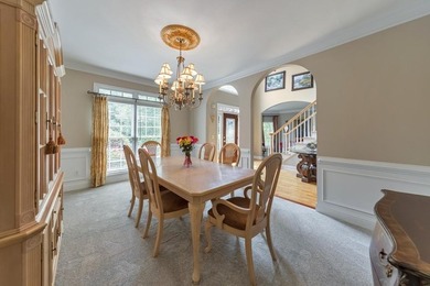 Welcome to exceptional golf course living in sought-after - photo 8