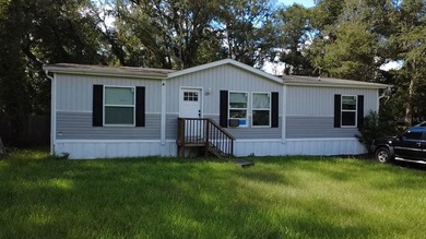 St. Johns River Home For Sale in Satsuma Florida