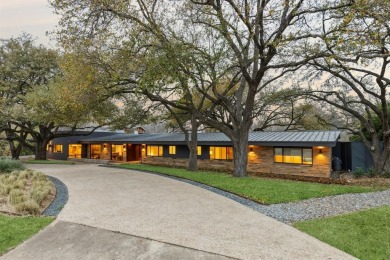 Lake Home For Sale in Dallas, Texas