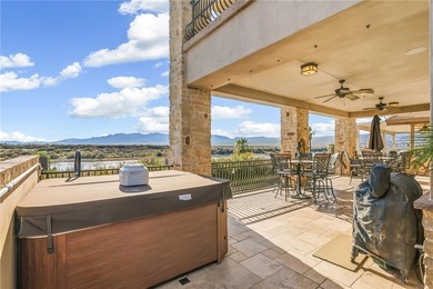 Step into a masterpiece of design where Italian charm meeets - photo 16