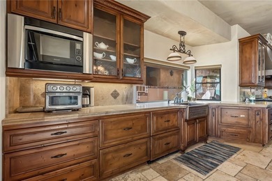 Step into a masterpiece of design where Italian charm meeets - photo 38
