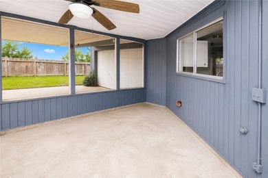 Welcome to this 3 bedroom, 2 bathroom home located in the - photo 12