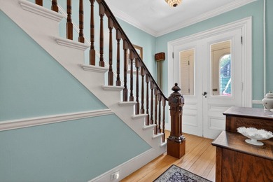 Welcome to 114 North Main Street. A beautifully maintained - photo 4
