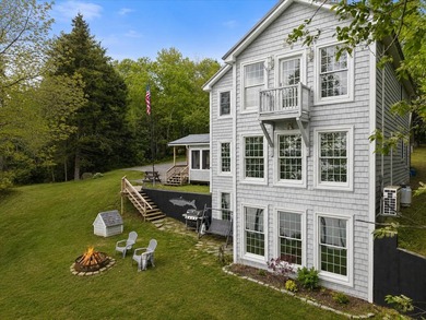 Exceptional year-round waterfront property on the crystal-clear - photo 4