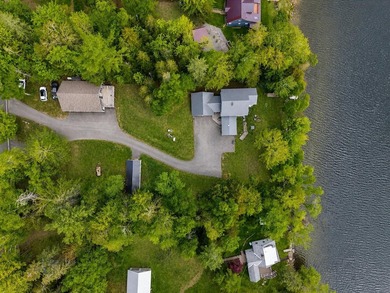 Exceptional year-round waterfront property on the crystal-clear - photo 8