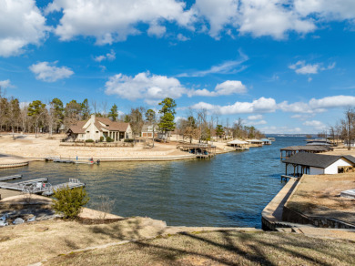Waterfront Homesite in Prestigious Neighborhood on Lake Palestine - photo 1
