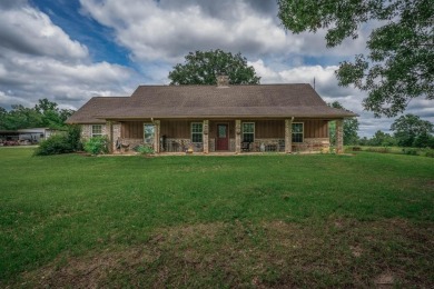 (private lake, pond, creek) Home For Sale in Winona Texas