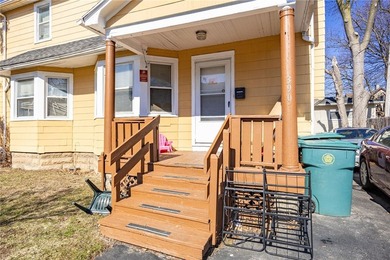 Opportunity knocks! Spacious duplex featuring two 3-bedroom - photo 23