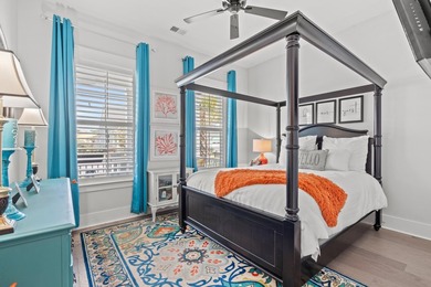 Beautifully upgraded 3-bedroom, 2.5-bath home located in the - photo 24