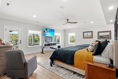 Experience the ultimate waterfront lifestyle in this stunning - photo 30