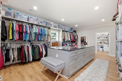 Experience the ultimate waterfront lifestyle in this stunning - photo 38