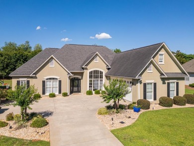 (private lake, pond, creek) Home For Sale in Albany Georgia