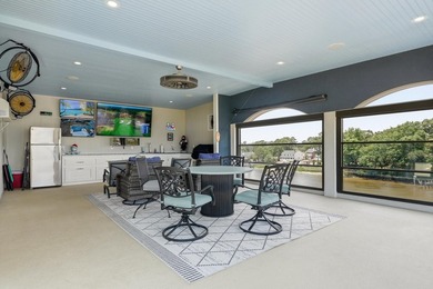 Experience the ultimate waterfront lifestyle in this stunning - photo 48