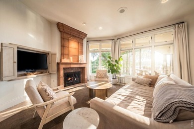 Lakefront Living at its Best! Set directly on Long Pond, this - photo 8
