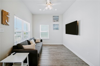 Being sold fully furnished and ready to go. Short term rentals - photo 6